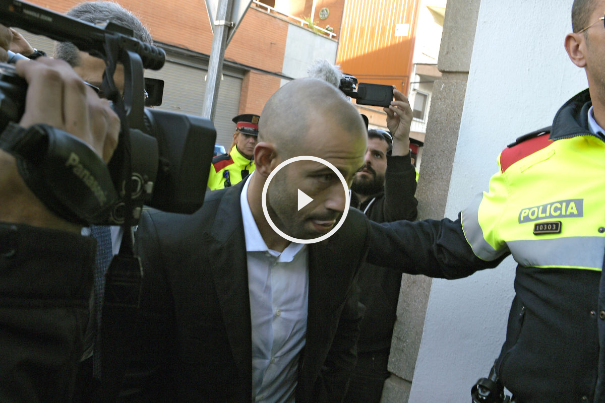 Mascherano, a su entrada en los juzgados. (Foto: AFP)