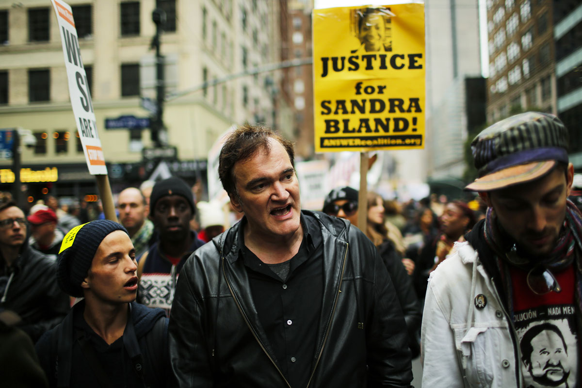 Quentin Tarantino, el pasado sábado como un manifestante más en las calles de Nueva York. (Foto: Getty)