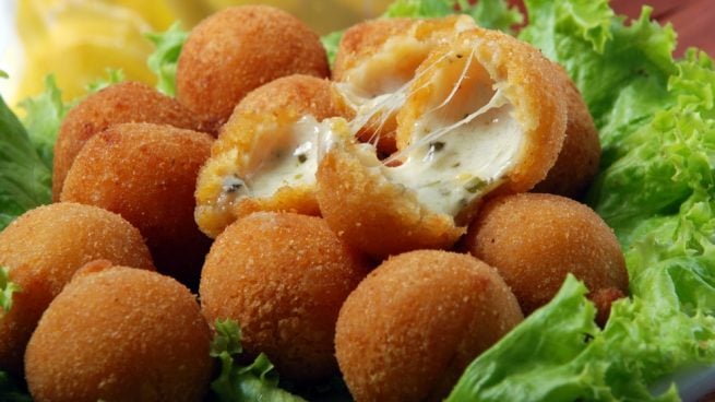 Croquetas crujientes de roquefort y nueces sin gluten