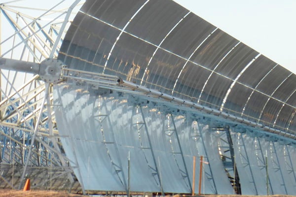 Estructura solar construida por Abengoa Yield en el desierto de Mojave