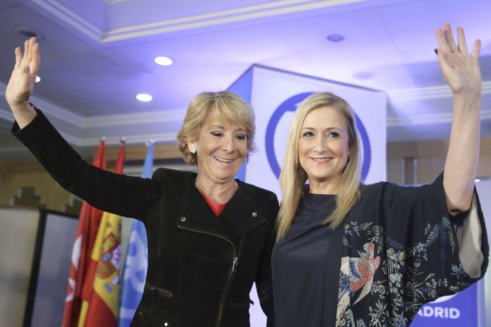 Esperanza Aguirre y Cristina Cifuentes en el Foro del PP madrileño. (Foto: EFE)