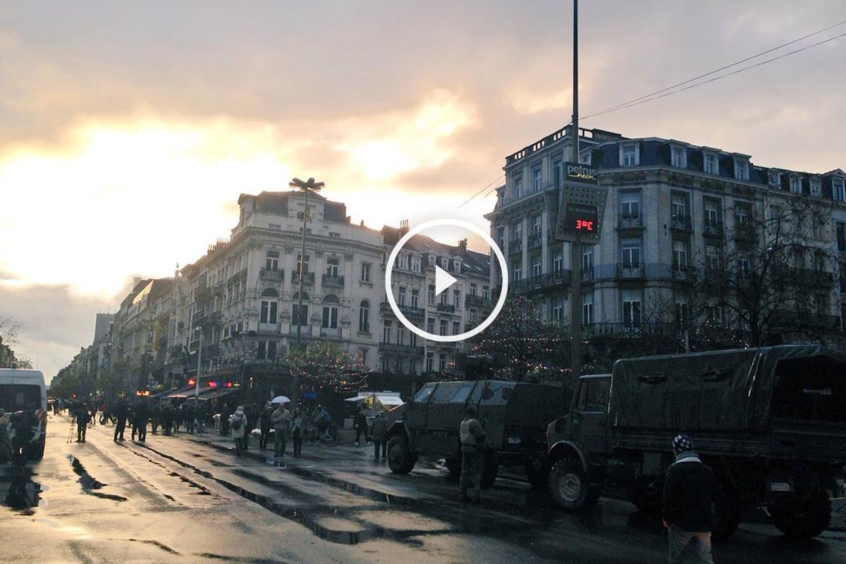 El ejército está visiblemente presente en las calles de Bruselas (Fernán González)