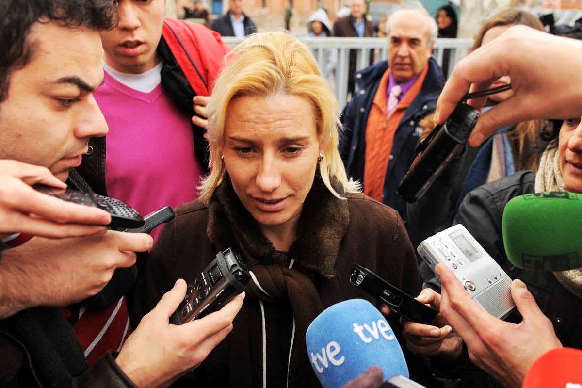 Marta Domínguez hablando a los medios de comunicación (Foto: Getty)