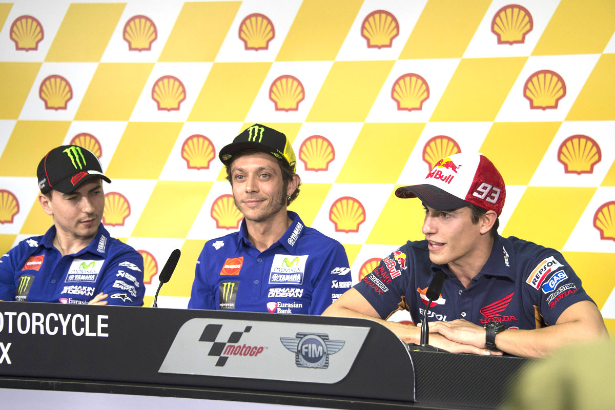 Rossi, Márquez y Lorenzo durante la rueda de prensa oficial del GP de Malasia (Getty)