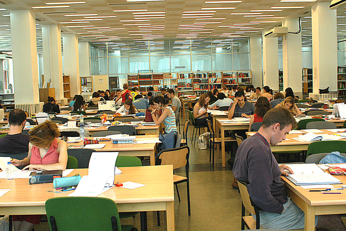 Biblioteca de la Facultad de Medicina de la Complutense (Foto: UCM).