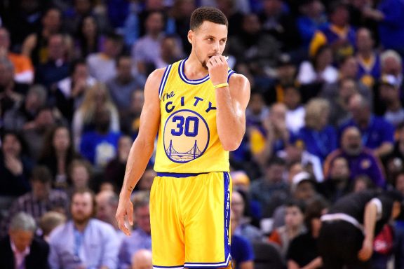 Stephen-Curry-Golden-State-Warriors-NBA
