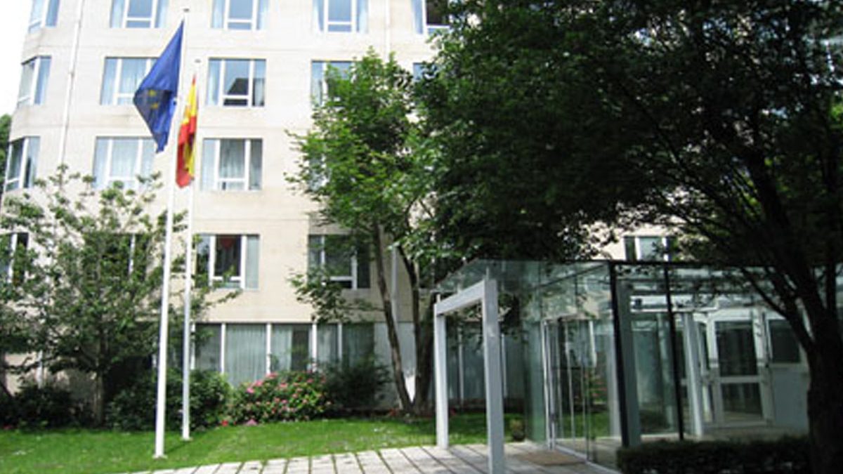 Embajada de España en París.