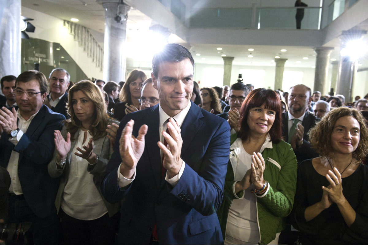 Líderes del PSOE en un acto público