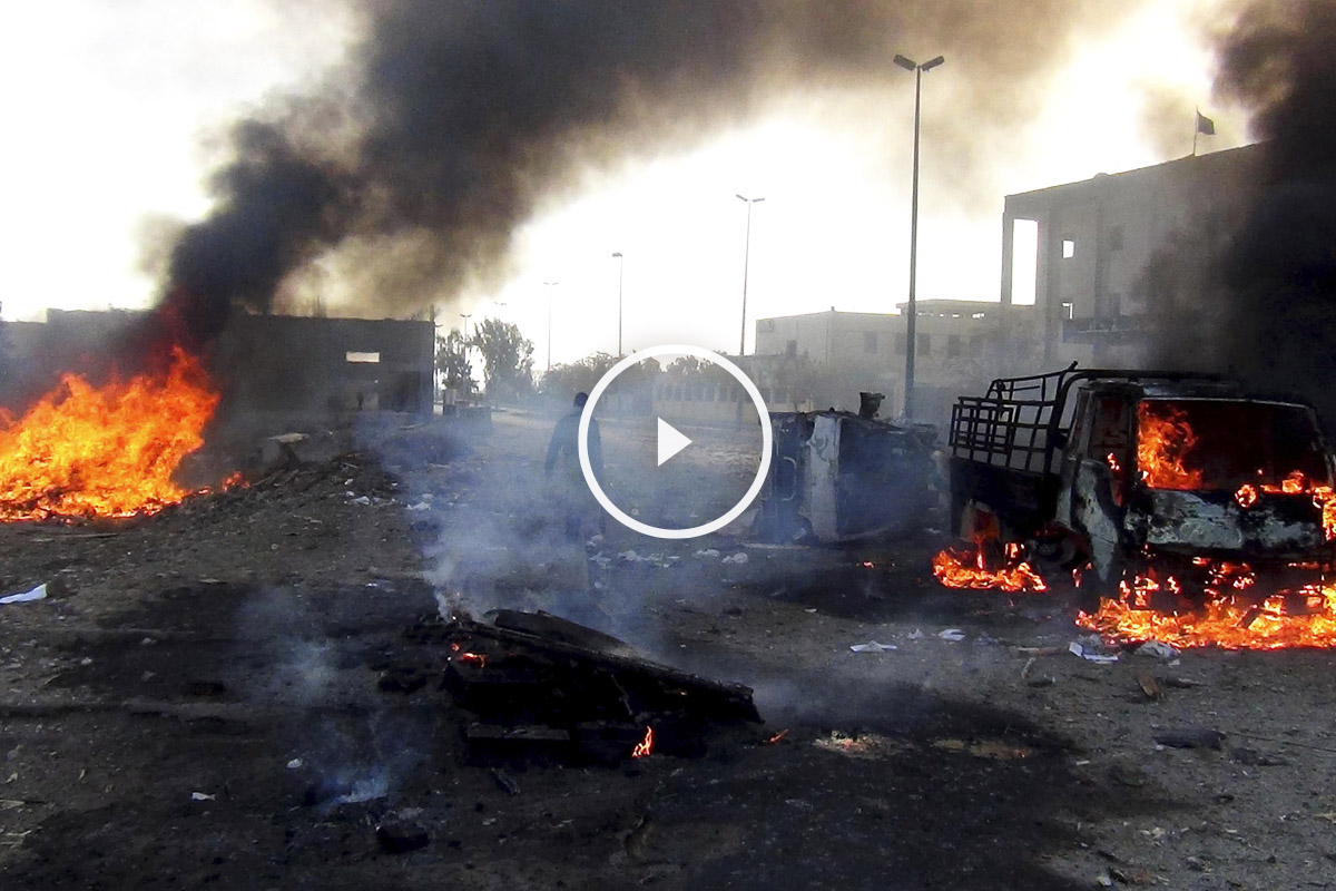 Imagen tras un bombardeo en Raqqa en noviembre de 2014. (Foto: AFP)