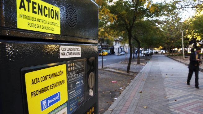 Carmena desactiva todas las medidas de restricción del tráfico después del caos del viernes 13