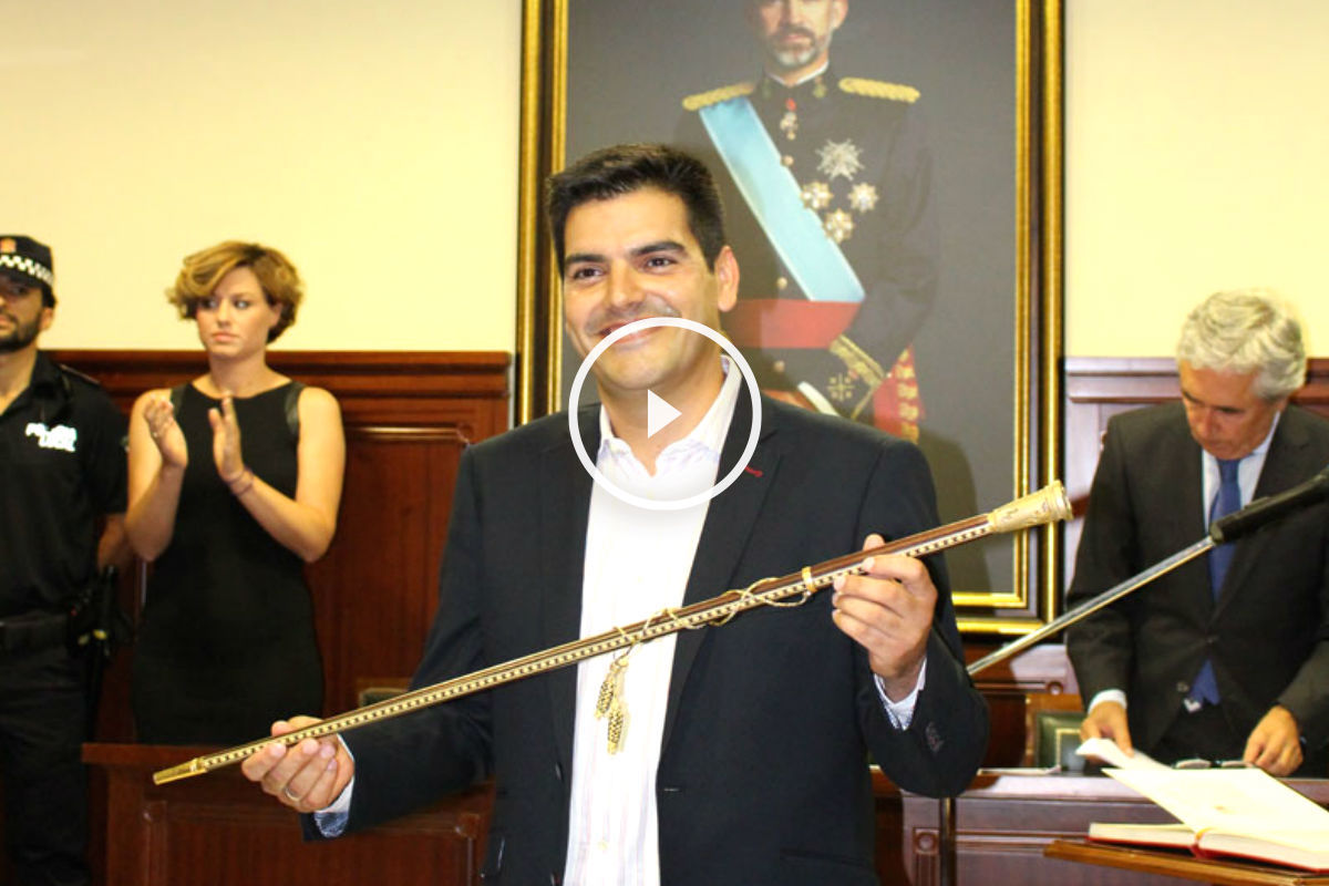 José María Fernández, ex alcalde por Ciudadanos de Espartinas, el día de su investidura. (Foto: Ayuntamiento de Espartinas)
