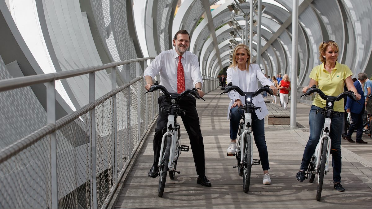 Esperanza Aguirre, junto a Mariano Rajoy y Cristina Cifuentes durante la campaña electoral del 24M (Foto: Getty)