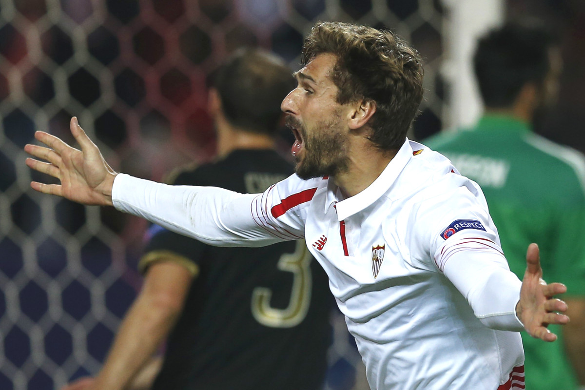 Llorente celebra con rabia su tanto más importante con el Sevilla hasta la fecha.