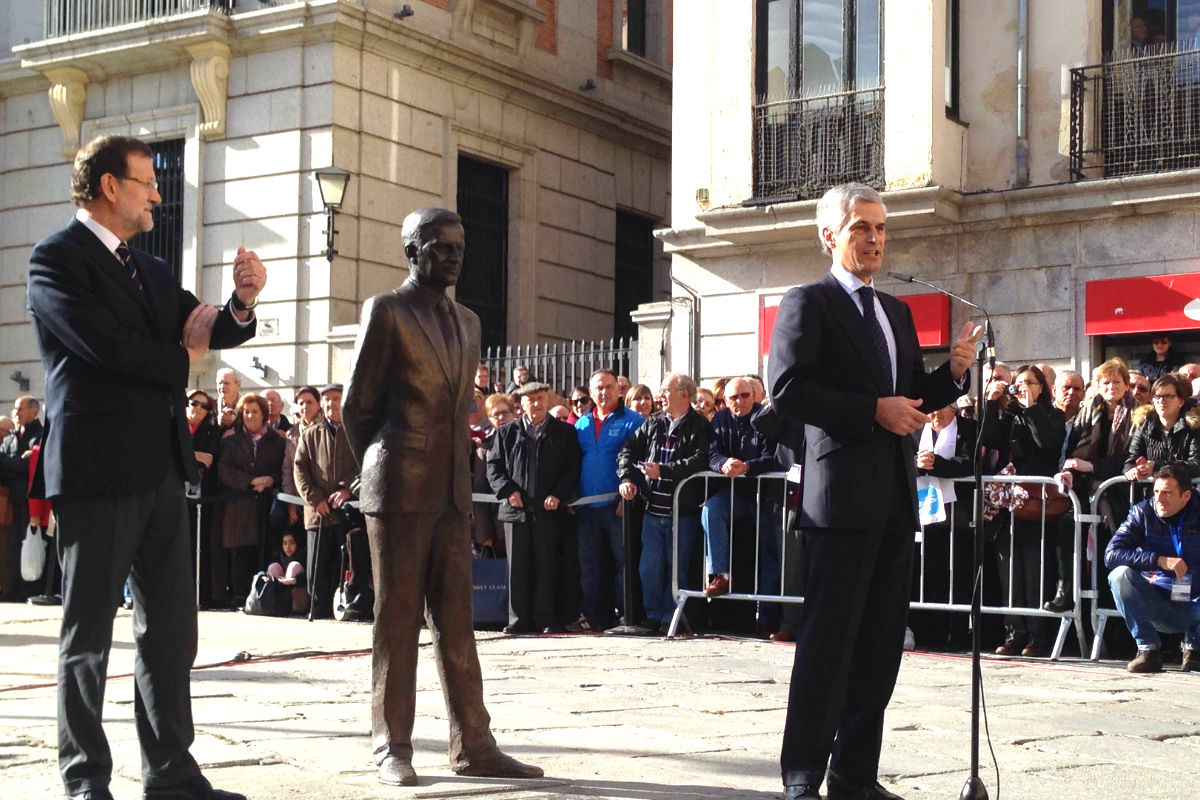 Mariano-Rajoy, Adolfo-Suárez-Illana