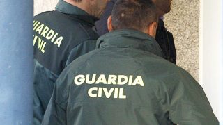 Agentes de la Guardia Civil. (Foto: EFE)