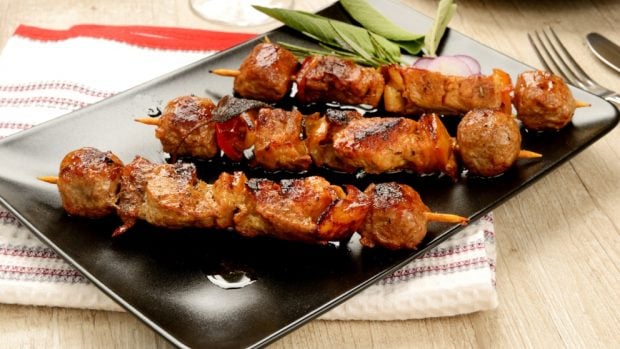 brochetas de pollo especiales