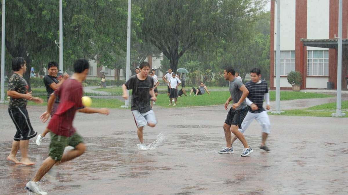 Todo lo que debes saber para correr bajo la lluvia