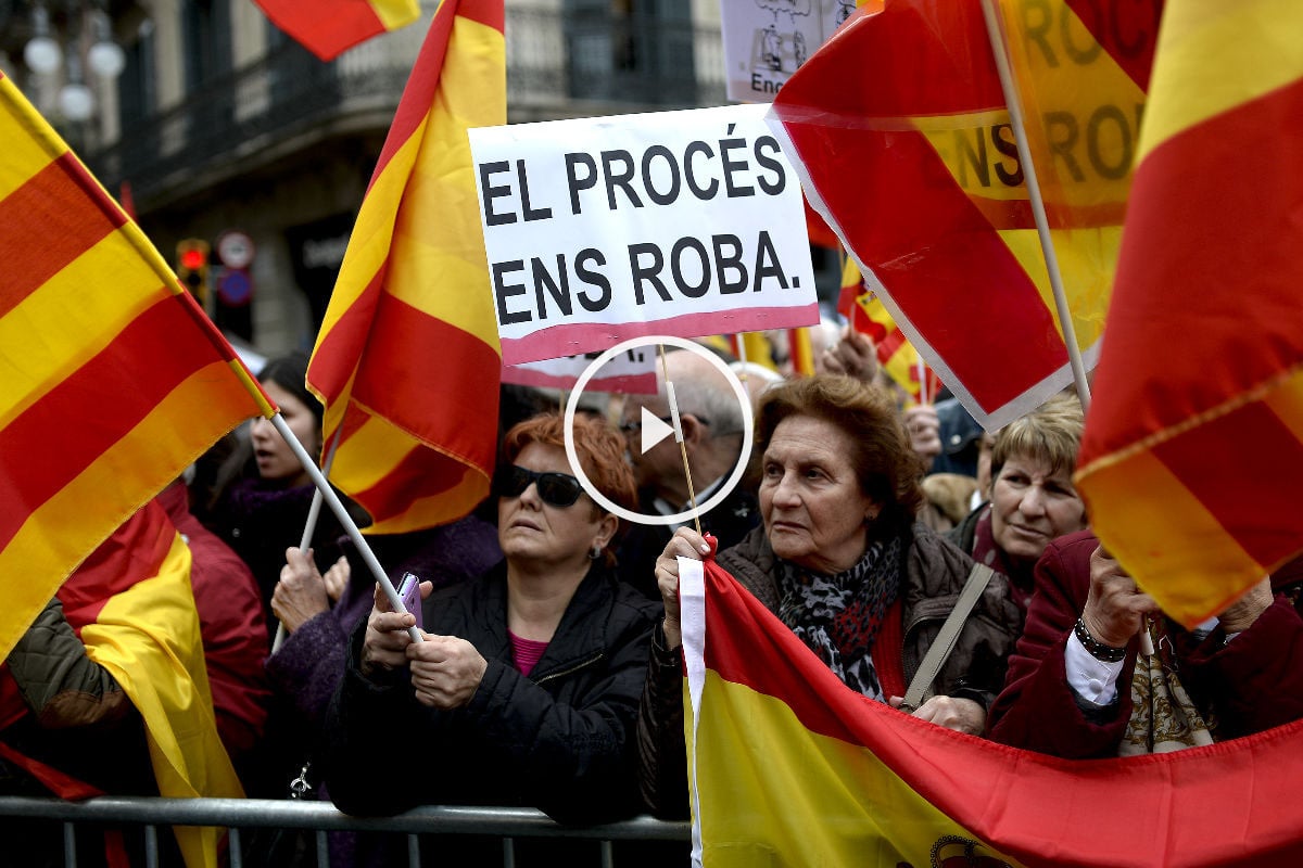 PROTESTA CATALUÑA PLAY