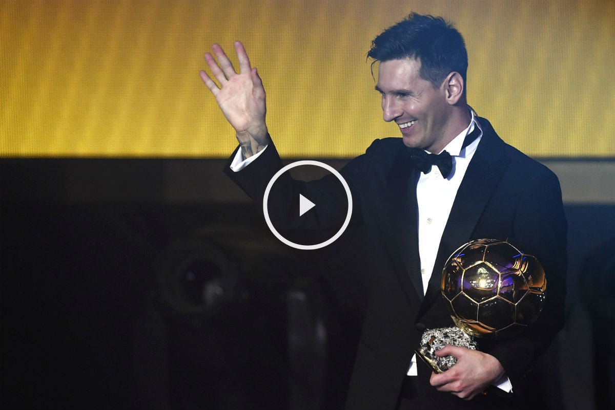 Leo Messi, con su quinto Balón de Oro bajo el brazo. (AFP)