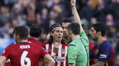 Filipe Luis, uno de los protagonistas del último Barcelona-Atlético. (AFP)