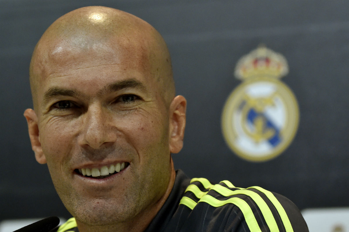 Zidane atendió a los medios en rueda de prensa. (AFP)