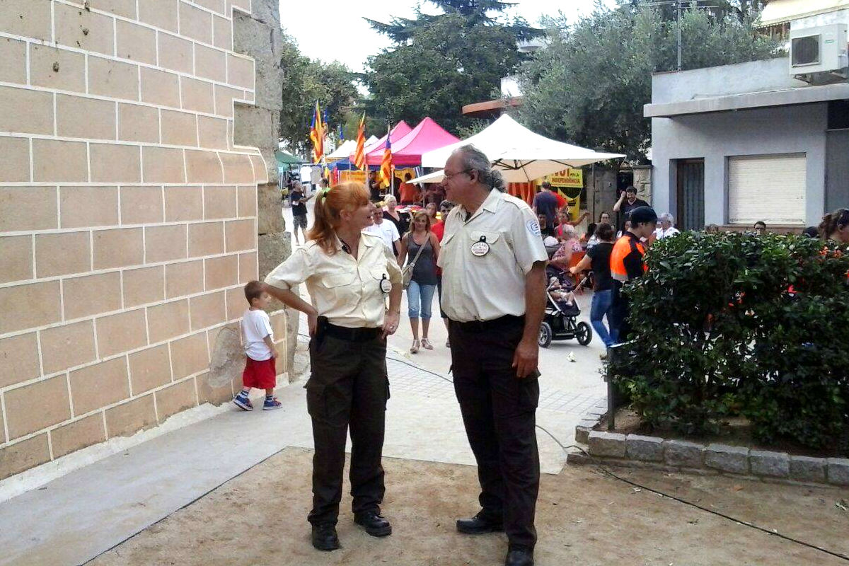 El ex edil de la CUP Carles Roca i Franquesa, con el uniforme de su empresa de seguridad (Foto: Facebook)