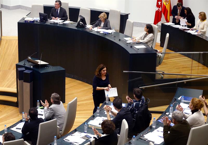 Celia Mayer en el pleno en el Palacio de Cibeles (Foto: EFE)