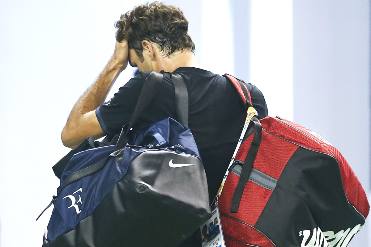 Roger Federer no podrá jugar en Madrid por su espalda. (AFP)