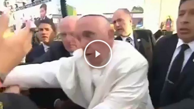 PAPA FRANCISCO SE ENFADA