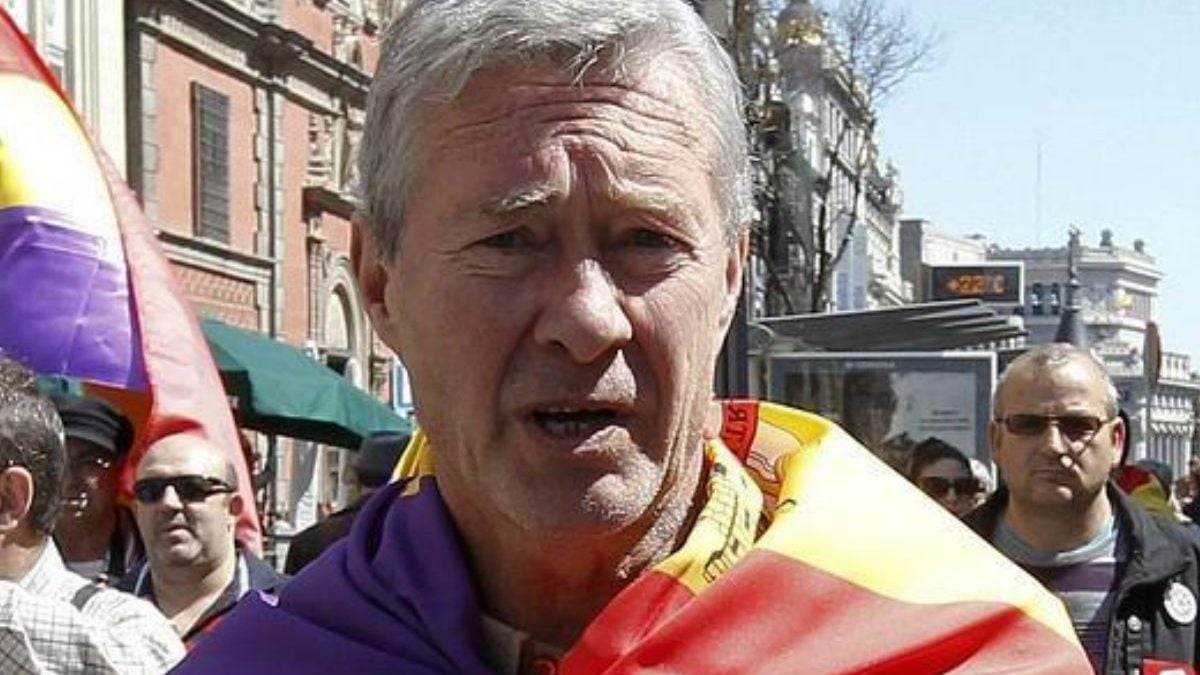 Jorge Verstrynge en una manifestación. (Foto: EFE)