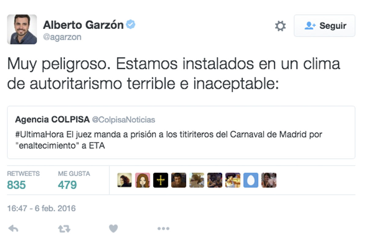 Tuit de Alberto Garzón en defensa de los titiriteros contratados por Carmena.