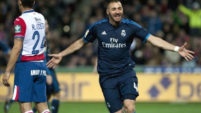 Karim-Benzema-Granada-Real-Madrid