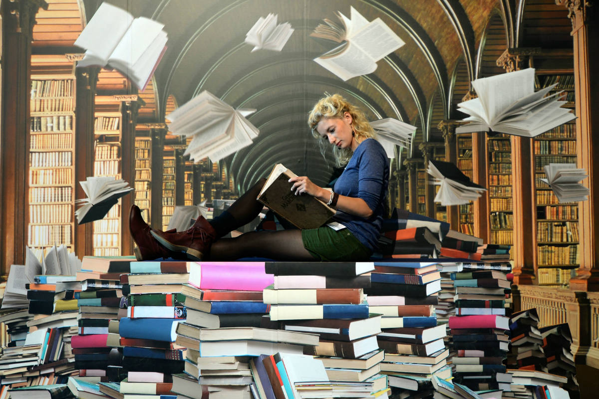 El futuro de las bibliotecas pasa por digitalizar todos sus contenidos, atendiendo a las exigencias de las nuevas generaciones digitales. (Foto: Getty)