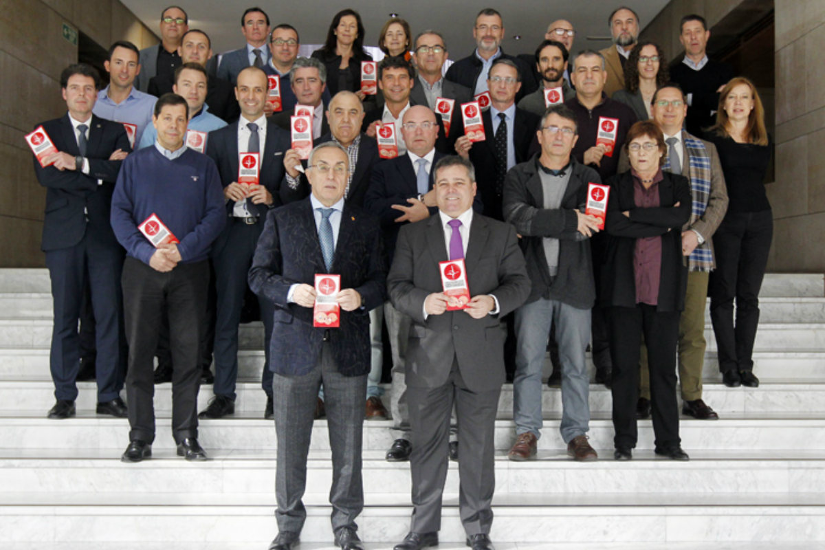 Los integrantes de la reunión COE-INEF. (Foto: COE)