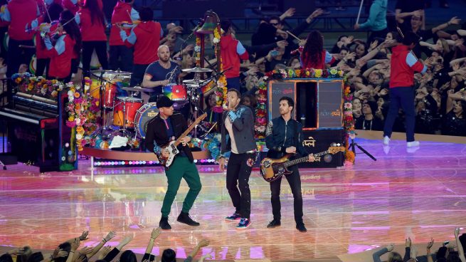 Coldplay colorea el descanso de la Super Bowl 50