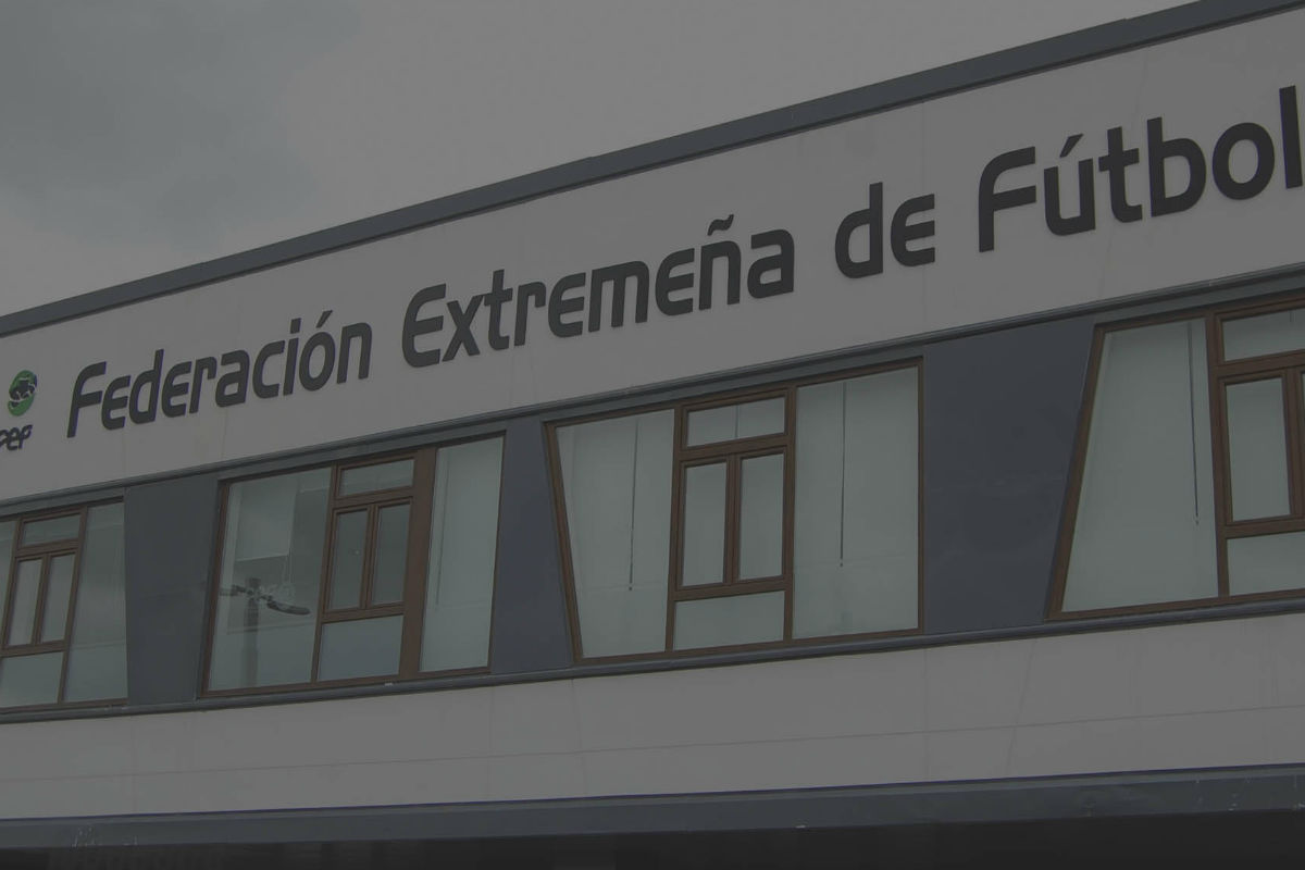La sede de la Federación Extremeña de Fútbol.