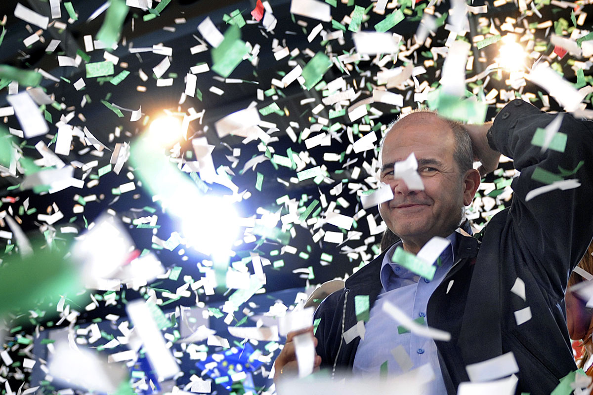 Manuel Chaves en un mitin del PSOE andaluz. (Foto: AFP)