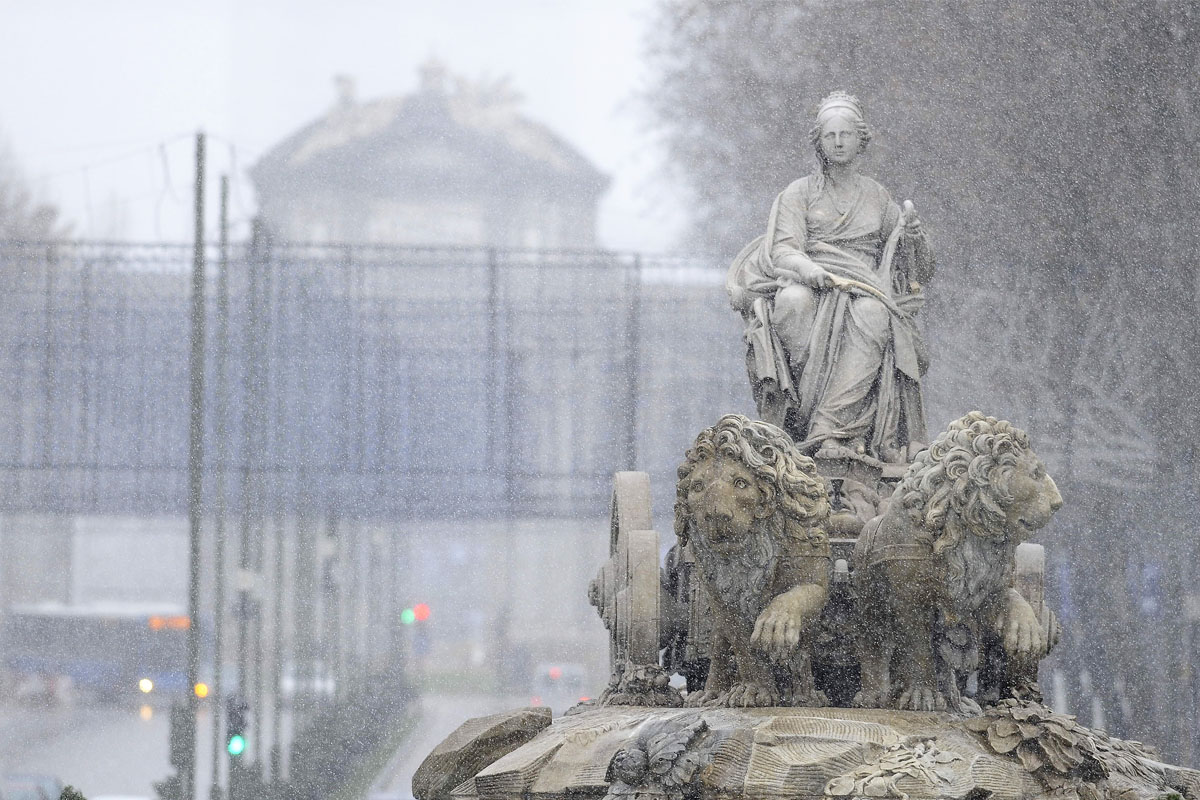 Una de las últimas nevadas sobre Madrid. (Foto: AFP)