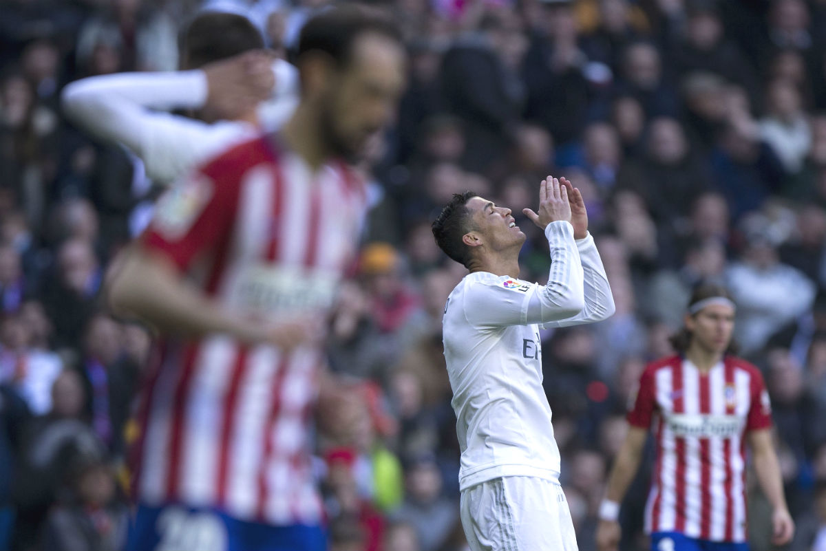 Cristiano Ronaldo se lamenta tras fallar una ocasión de gol. (Getty)