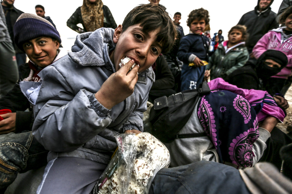 Miles de refugiados escapan de Alepo. (Foto: AFP)