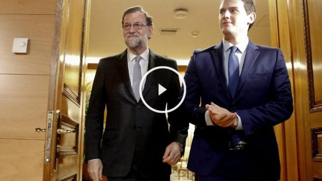 Rajoy y Rivera intercambian documentos de trabajo para negociar un acuerdo