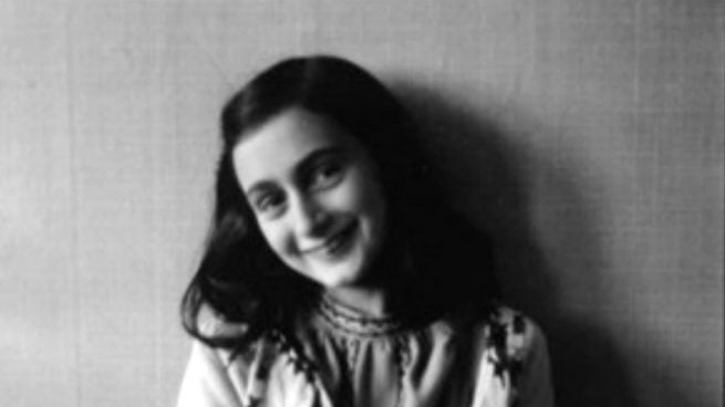 Un libro infantil firmado por Ana Frank se subastará en Nueva York en mayo