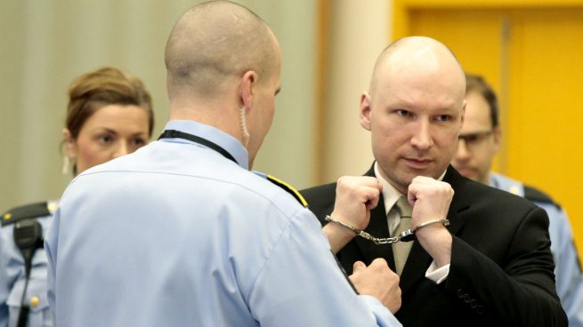 Breivik: «Seré nazi hasta la muerte»