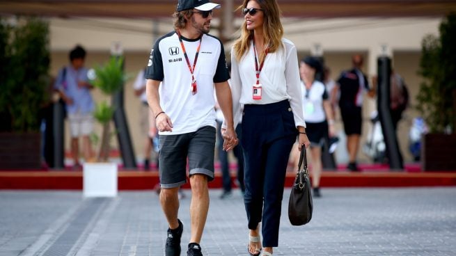 Fernando Alonso y Lara Álvarez (Getty)