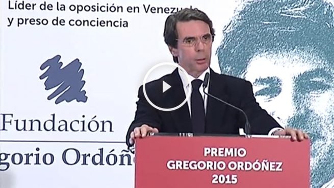 Aznar: «Vuelven terroristas convictos que se quieren hacer pasar por pacificadores»