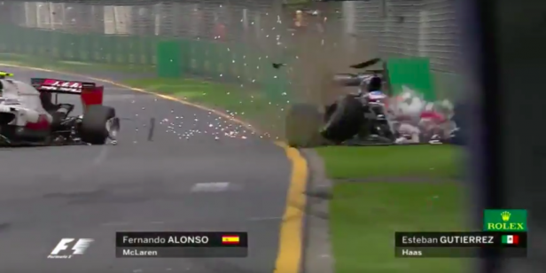 Alonso perdió el control y chocó con el muro. 