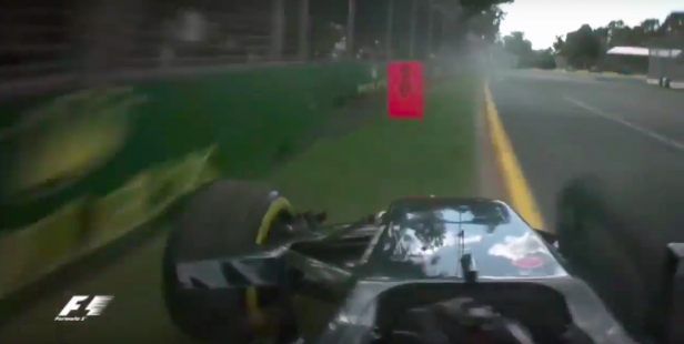 El choque, desde la cámara del coche de Alonso. 