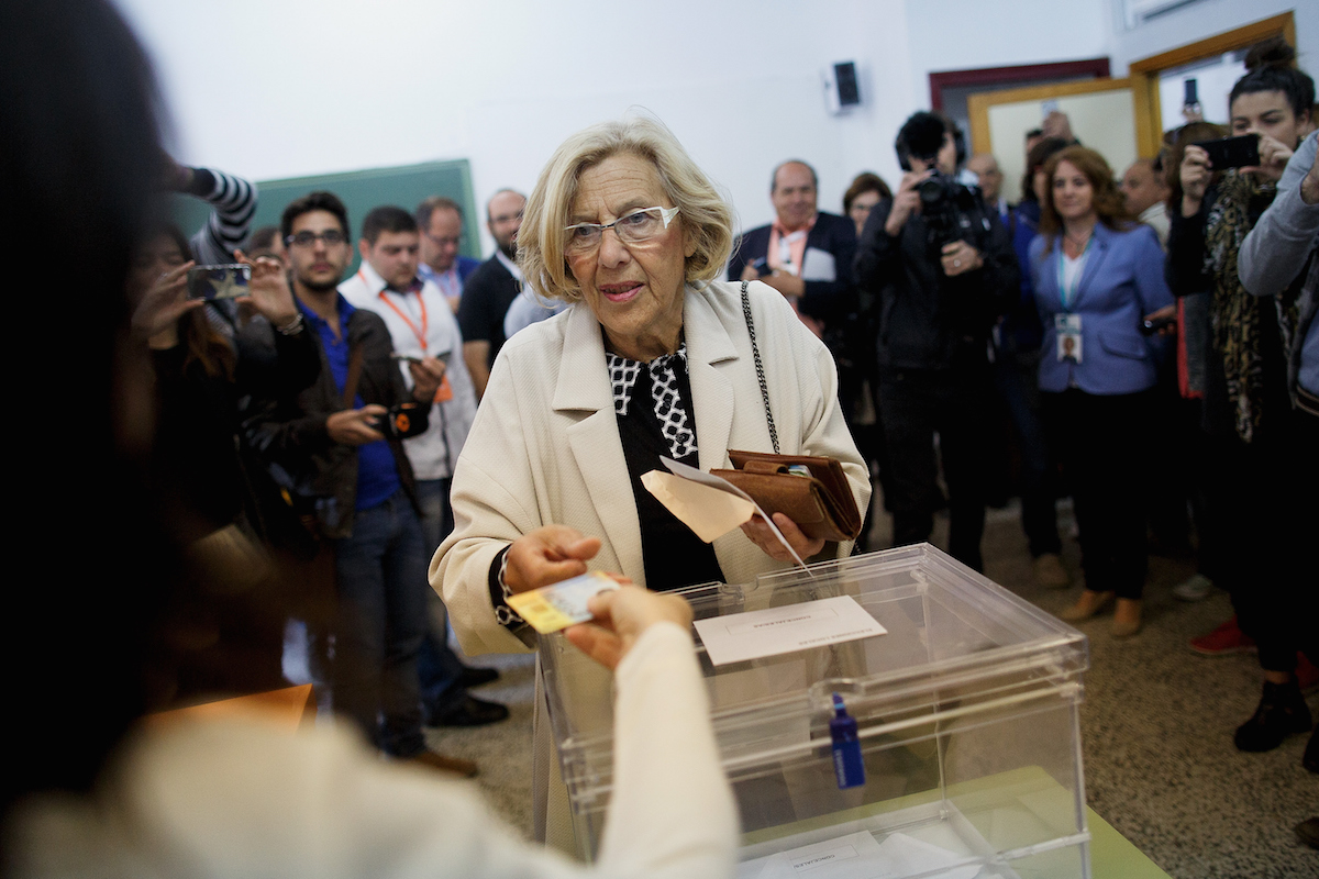 La alcaldesa Manuela Carmena en las elecciones municipales. (Foto: GETTY)