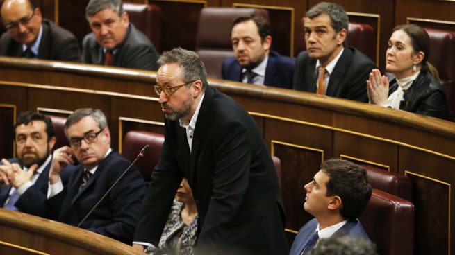 Girauta se la lía a Patxi López que de nuevo es criticado por su «afán de protagonismo» en la sesión