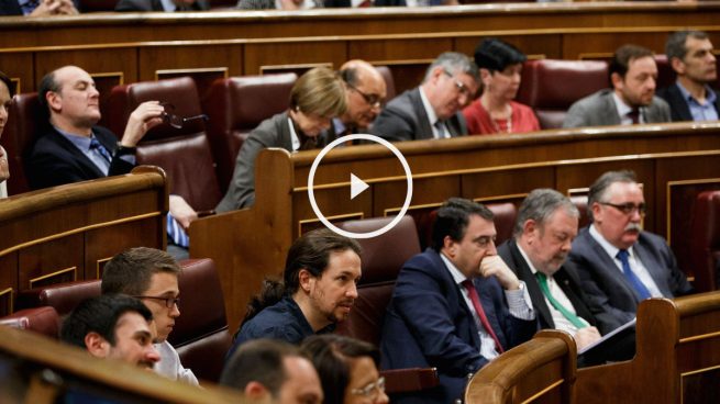 Pablo Iglesias aprovecha la tribuna del Congreso para dar un mitin del 15M
